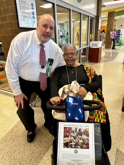 Dr. Joanne Lucas and I got to work together again at this past Saturday’s Black History Month Workshop at RA.  We have been friends for over 30 years.  She was my first mentor when I began my teaching career!  An amazing woman!😀