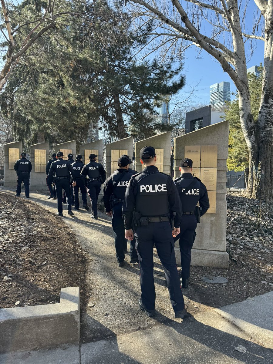 Our new recruits are out today & tomorrow walking with experts to learn about the Neighbourhoods they are going to start policing.