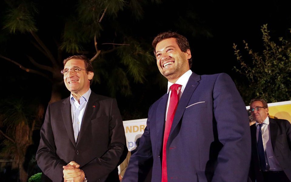Entre outras coisas, Passos Coelho aparece para na campanha da AD carregando no tema da insegurança num dos países mais seguros do mundo, relacionando-a com a imigração. Nunca foi apenas um erro de percurso…
