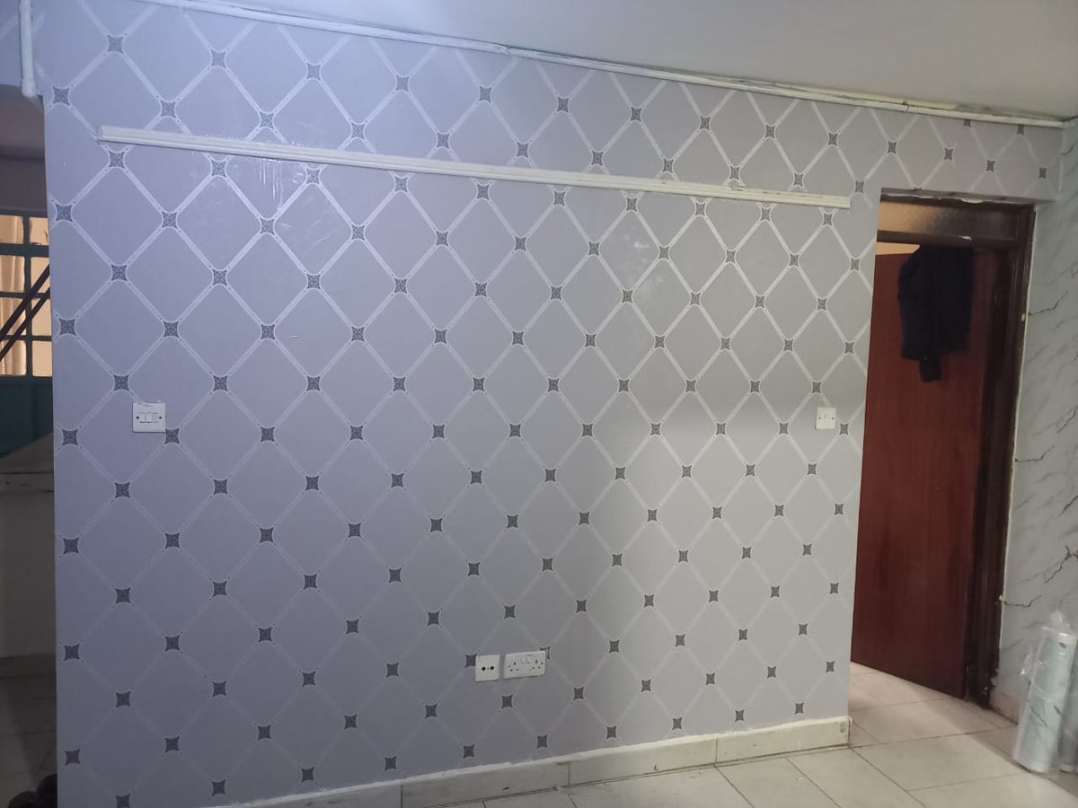 karuri_mburu's tweet photo. @iamjuddah wacha art ibaki kwa ukuta za nyumba
wall paper to decor and revamp your single,Bedsitter,1Bd,Office,Barber shop,salon Availlable.
 1500 per roll.
  1 roll=10m by 0.53m
Glue@ 500
installation 500 per roll
Removable
   call 0114453588 https://t.co/y3LDNgDVd7