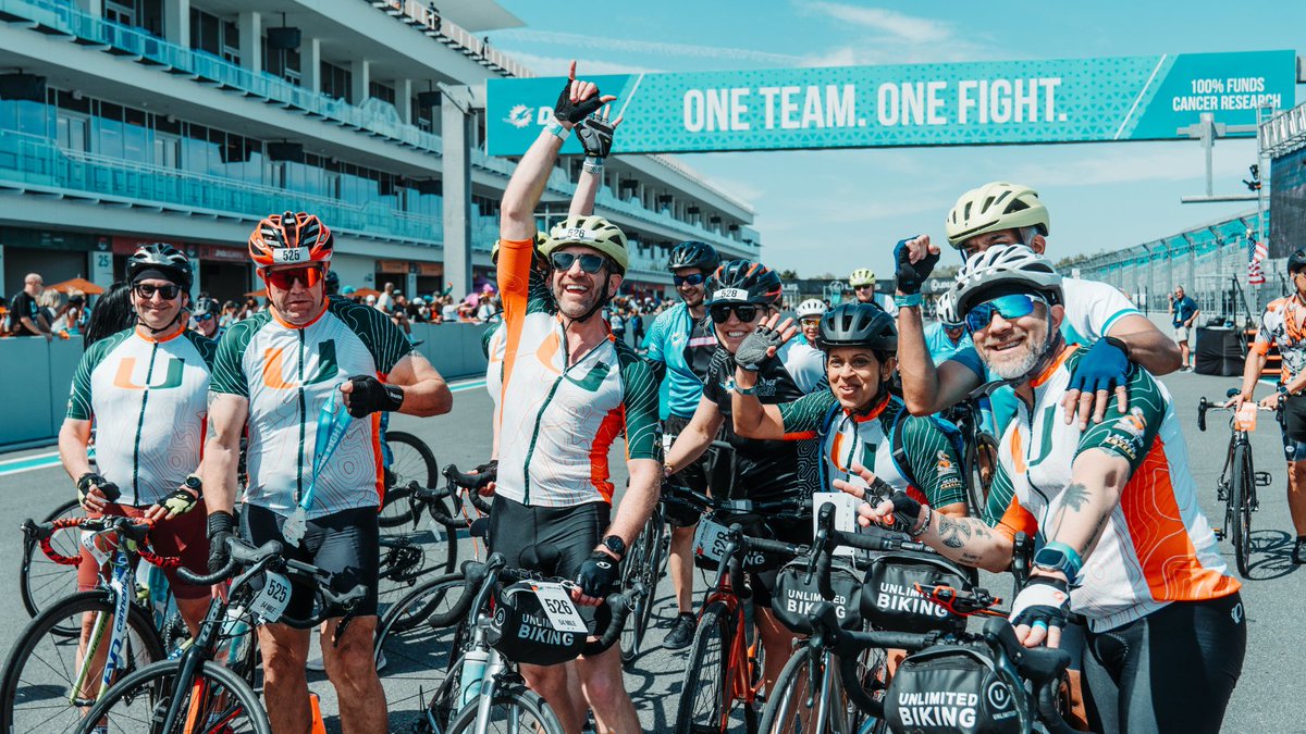 Thanks to all at #DolphinsChallengeCancer for battling cancer at #DCCXIV. We're grateful for your help in funding #CancerResearch at Sylvester. Share your memories and tag us, #OneTeamOneFight! 🧡🙌 @TackleCancer @HardRockStadium