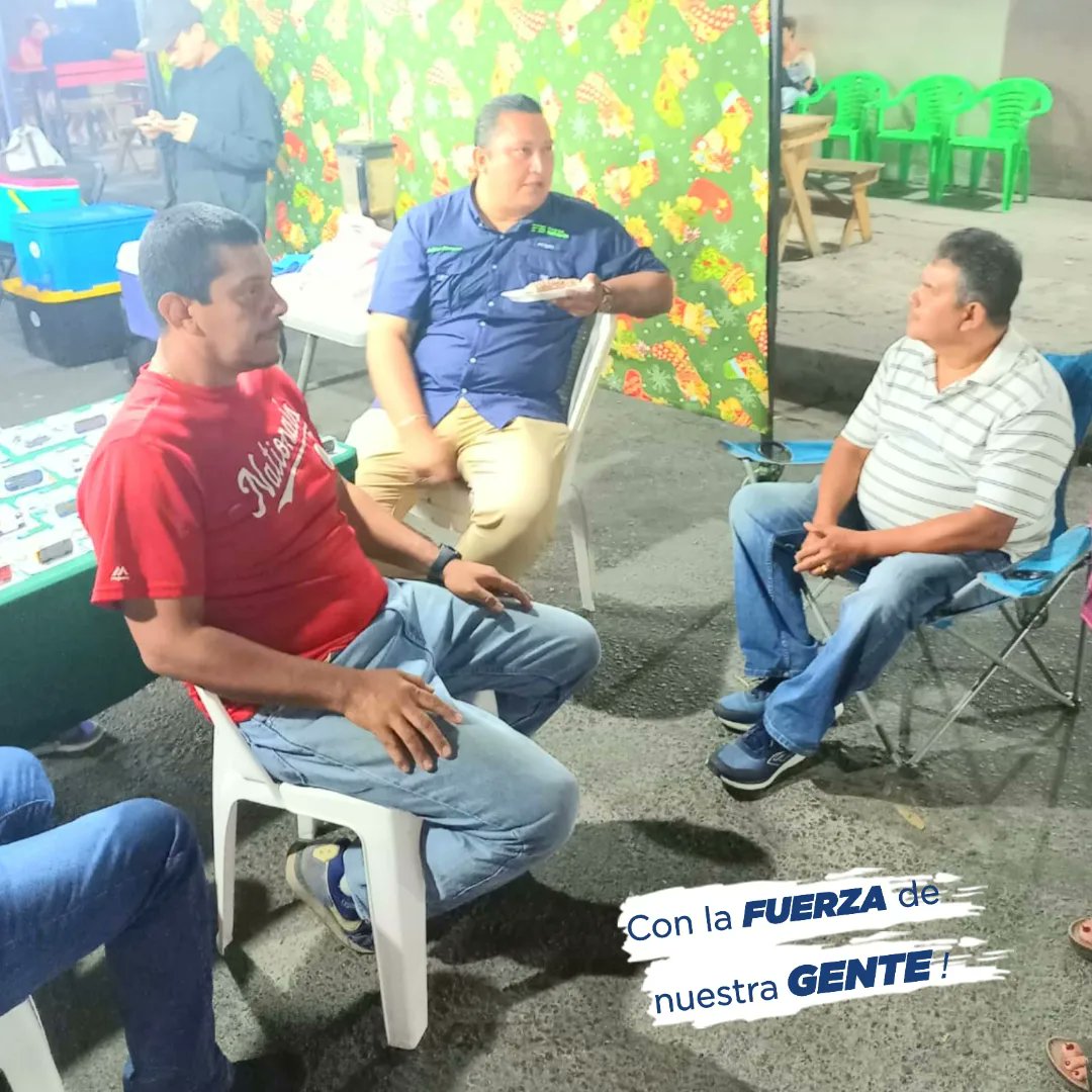 JulianCampossv's tweet photo. Recorrido con emprendedores de Colonia Santa Lucía, Ilopango.

Muchas gracias por sus muestras de cariño 💚💚

#VotaPorJulianCampos
#FuerzaSolidaria
#ConLaFuerzaDeNuestraGente
#SanSalvadorEste https://t.co/KB5JP8vyQL
