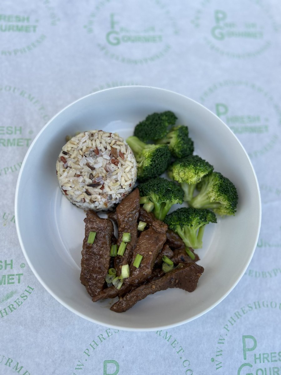 PhreshGourmet's tweet photo. Healthy eating made easy! Washington DC order your chef prepared meals today! #fueledbypheesh https://t.co/2L2QE6svs4 https://t.co/JlKntmMS4d