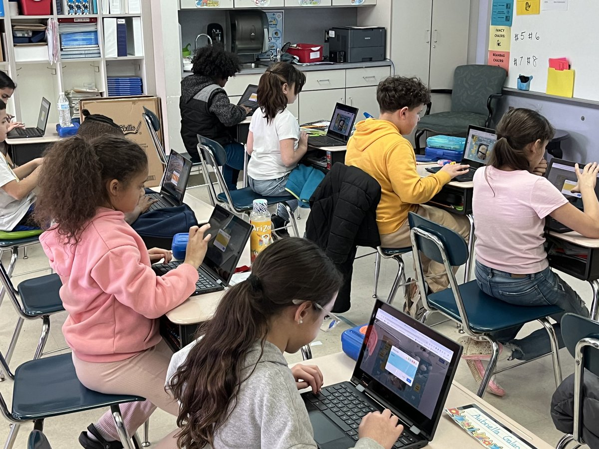 Mr. Phillips tweet media