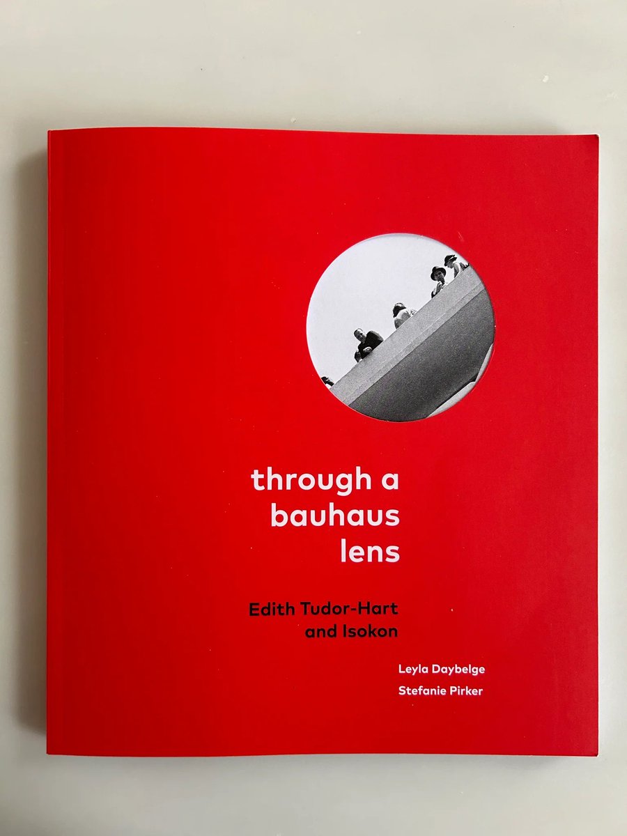 On Tuesday March 5 we have a talk on the fascinating history of Edith Tudor-Hart and her relationship with the Isokon, tickets £10 including wine. eventbrite.co.uk/e/an-inside-jo…