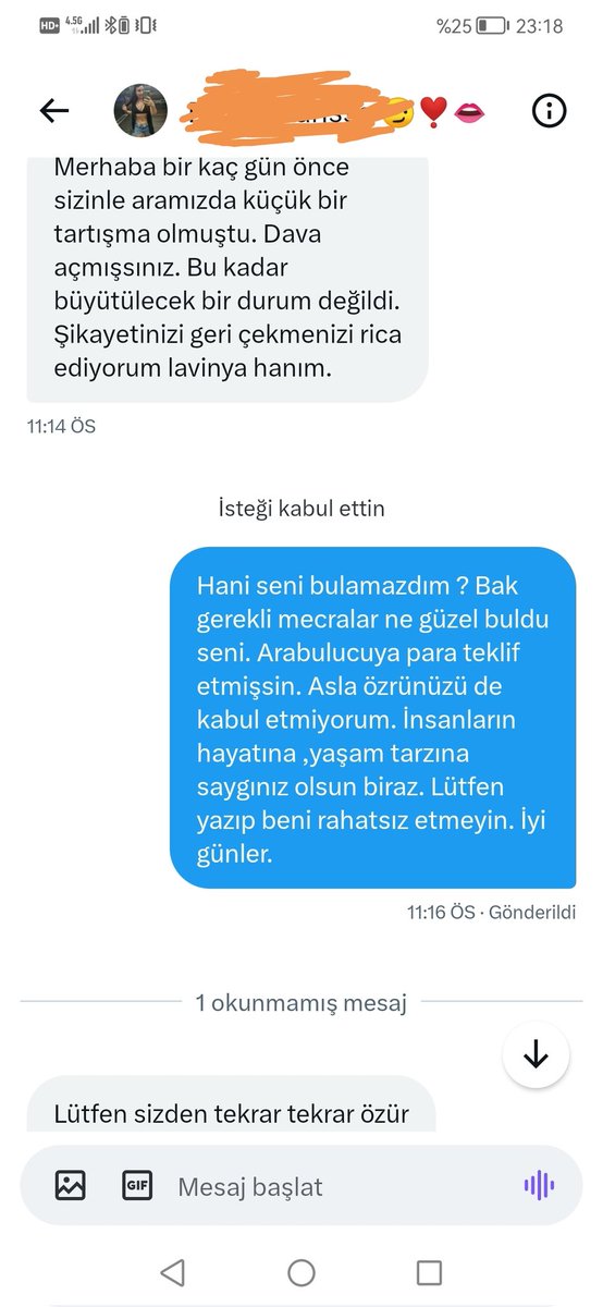 Resimlerimi çal , hakkımda atıp tut. Sonra ben uyarınca özür dilemek yerine bana top,nonoş falan de. Sonra popon sıkışınca hanım diye hitap et. Hadi bacım hadi. Derdini avukata anlat , savcıya anlat💋