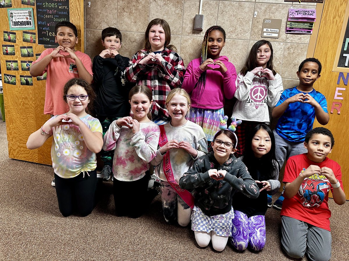HonkolasClass's tweet image. Peace, Love, and Kindness for #kindnessweek #vikinglearners #3rdgrade
