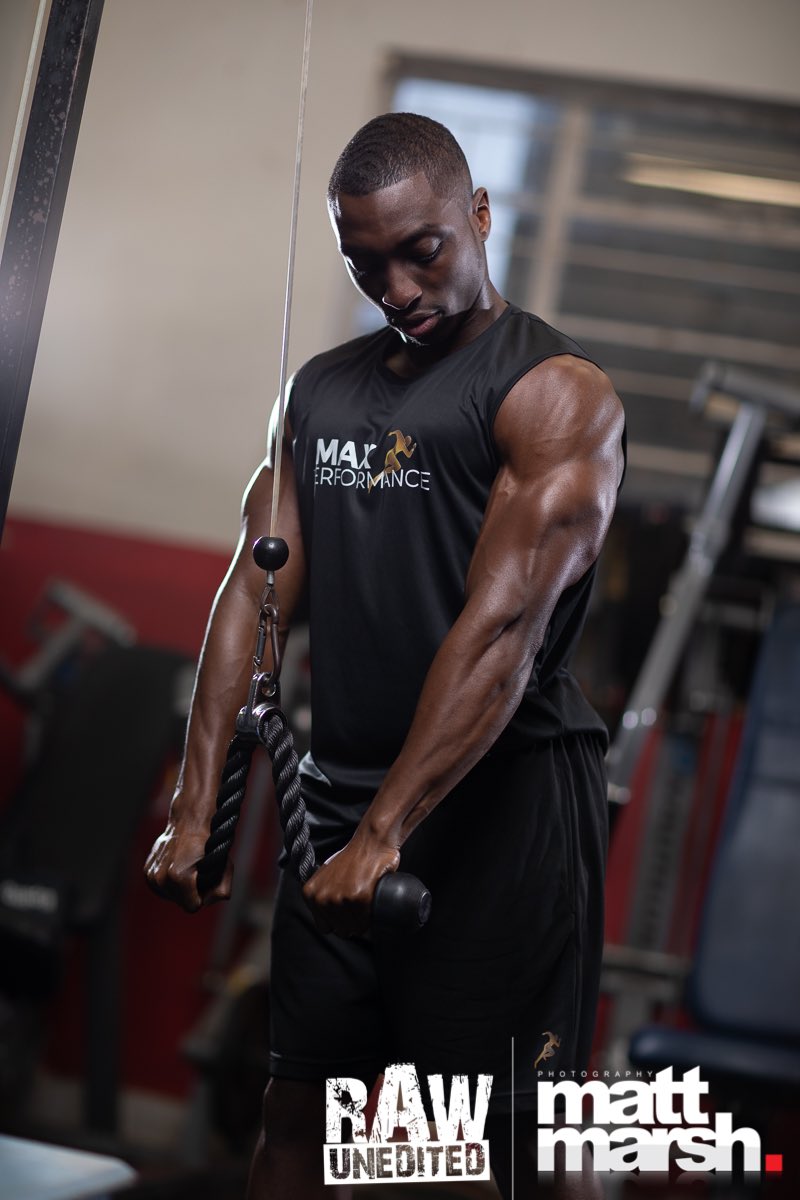 ‘Try not to become a man of success, but rather become a man of value.’ - Albert Einstein
-
The Max Performance Men’s Muscle Vest is available in Black and White colours only. Visit BelieveAchieveExcel.com/shop to order yours 😮‍💨👌🔥#Believe #Achieve #Excel