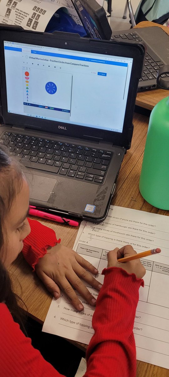 3rd grade scholars using virtual manipulatives to compare fractions. #TeamSISD #Owlsome