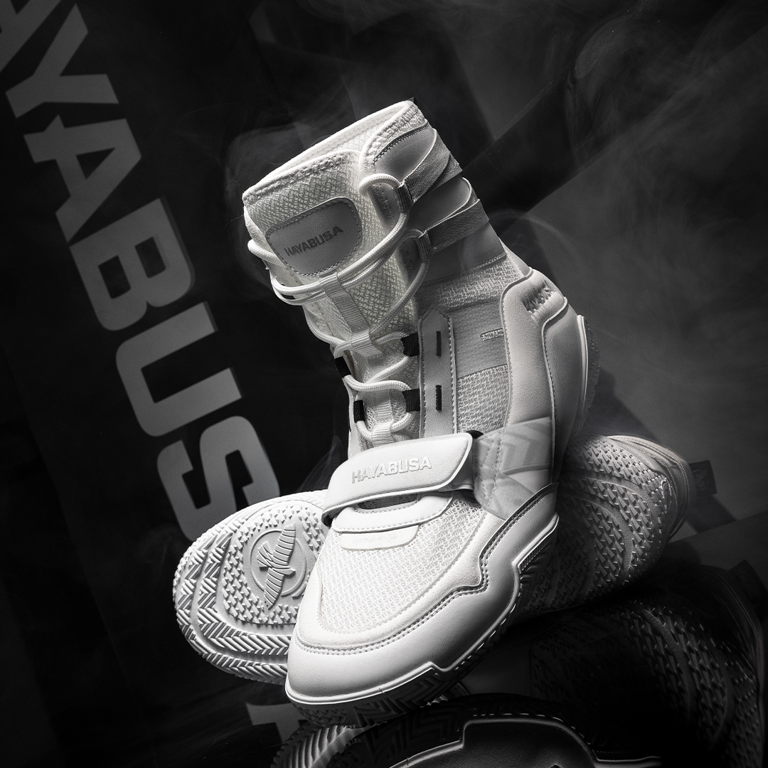 Fortify your every step! Hayabusafight.com/Strike-Boxing-… Strike Boxing Shoes are designed to maximize support and stability. Explore five bold designs and elevate your footwork today! #BoxingShoes #Footwork #BoxingBoots