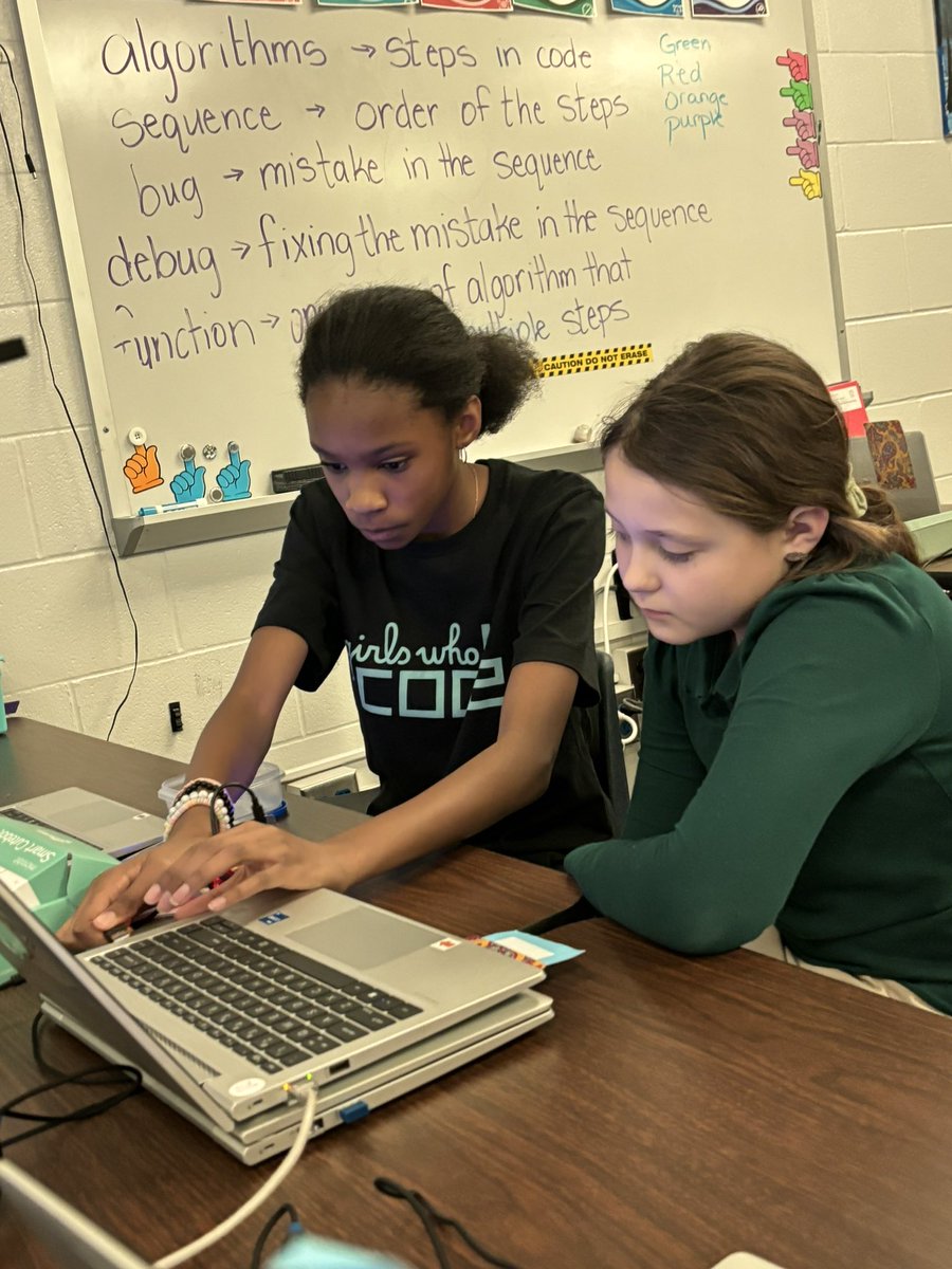 K Nicki Walker tweet media