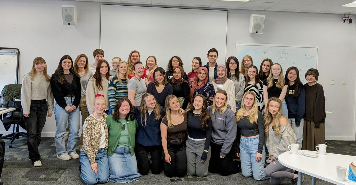 Jess Knight tweet media