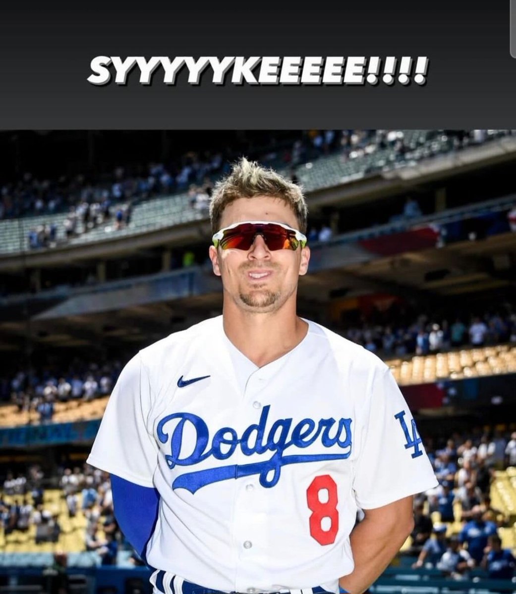 jma8227's tweet photo. Te pasas Nico, te pasas!!! @kikehndez 😅💙 https://t.co/I1zHQDG143