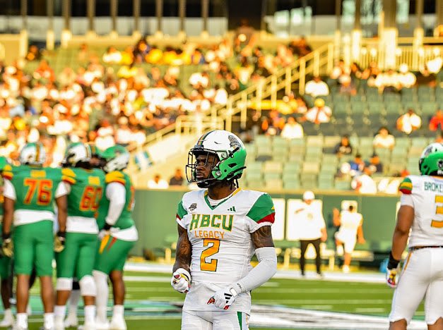 Mari💫 tweet media