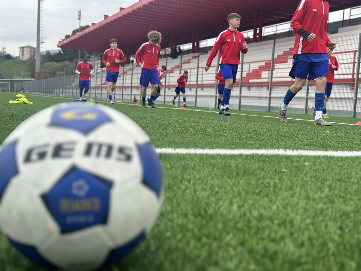 Andy Jones tweet media