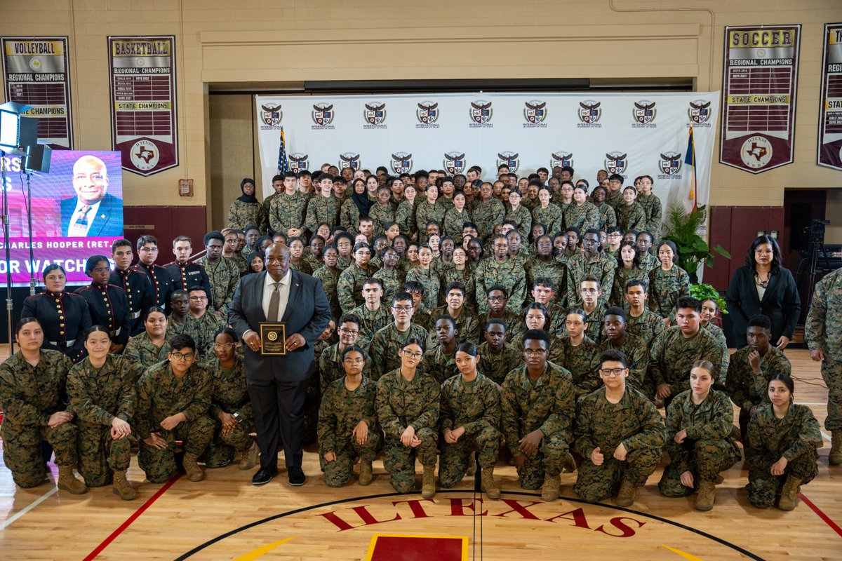 Thank you, Lieutenant General Hooper (Ret.) for sharing your wisdom with our Eagles during the #ILTexas Leadership Speaker Series. It was a privilege to host you at ILTexas Katy-Westpark HS! Please visit iltexas.org/live to learn more and watch the recorded session!