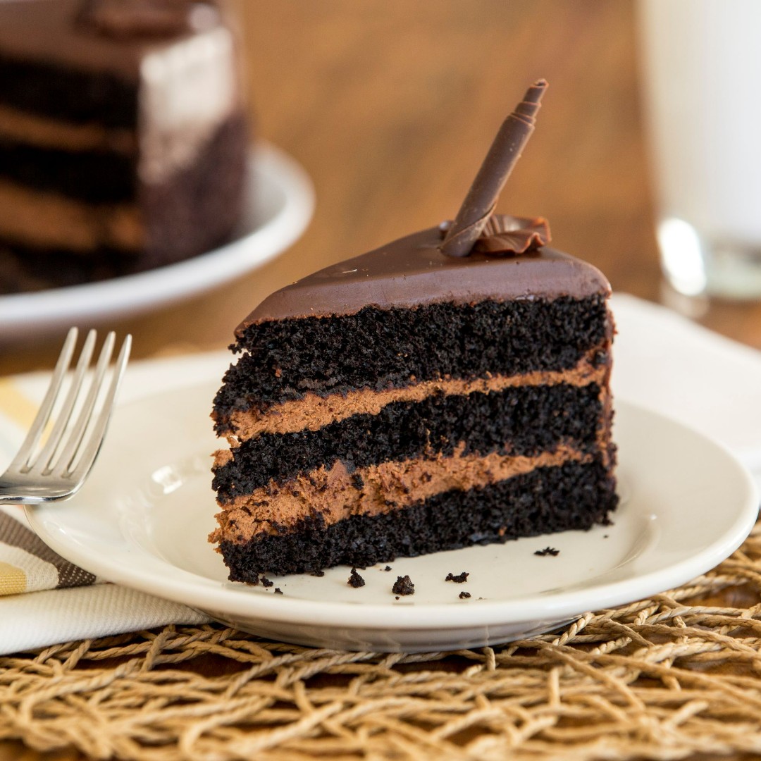 WildflowerBread's tweet image. Did you know we serve full cakes and pies? 🎂 Click the link in our bio to visit our website and order a special dessert for your next birthday, or dinner party! 😋🌻