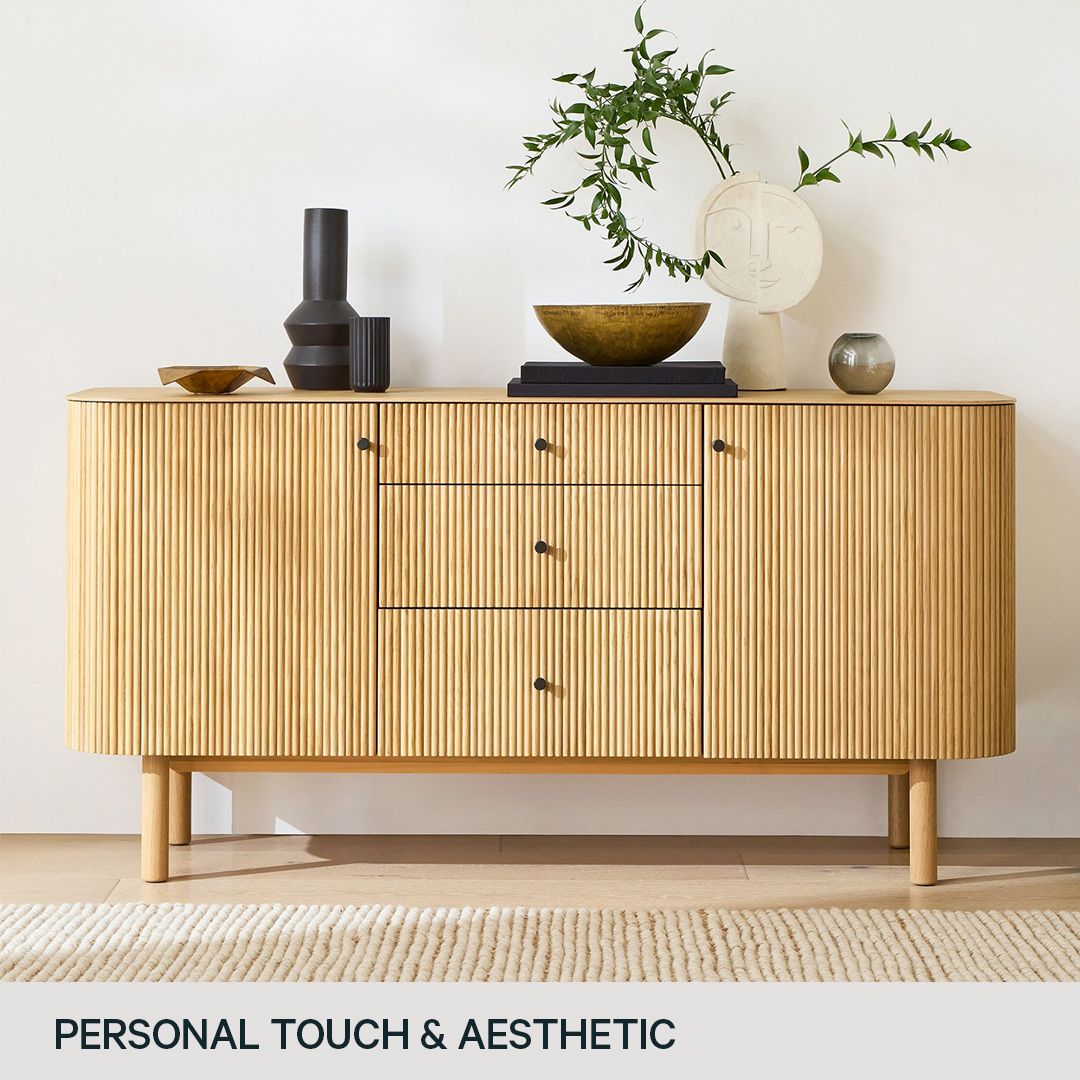 Conservatory_Gr's tweet image. These gorgeous tables act as the perfect canvas for creating your favourite unique design aesthetic while also adding functionality and versatility to your living space. Check out how to stylize your favourite console tables and how to incorporate them into your home.#DecorDesign