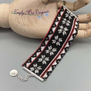 kayceemariexo's tweet photo. Christmas Ribbon Beadwoven Bracelet SAMPLE for September 2020 Kit
IT’S a KIT! #beadwoven #art #offloom #peyote #original #handmade #buyhandmade #handmadelove #handcrafted #kraftymax #kmax #kit #homemake #gift you only need #thread, and it is #DISCOUNTED!
https://t.co/8mgG3ijAJg https://t.co/bA9MlDPPVj