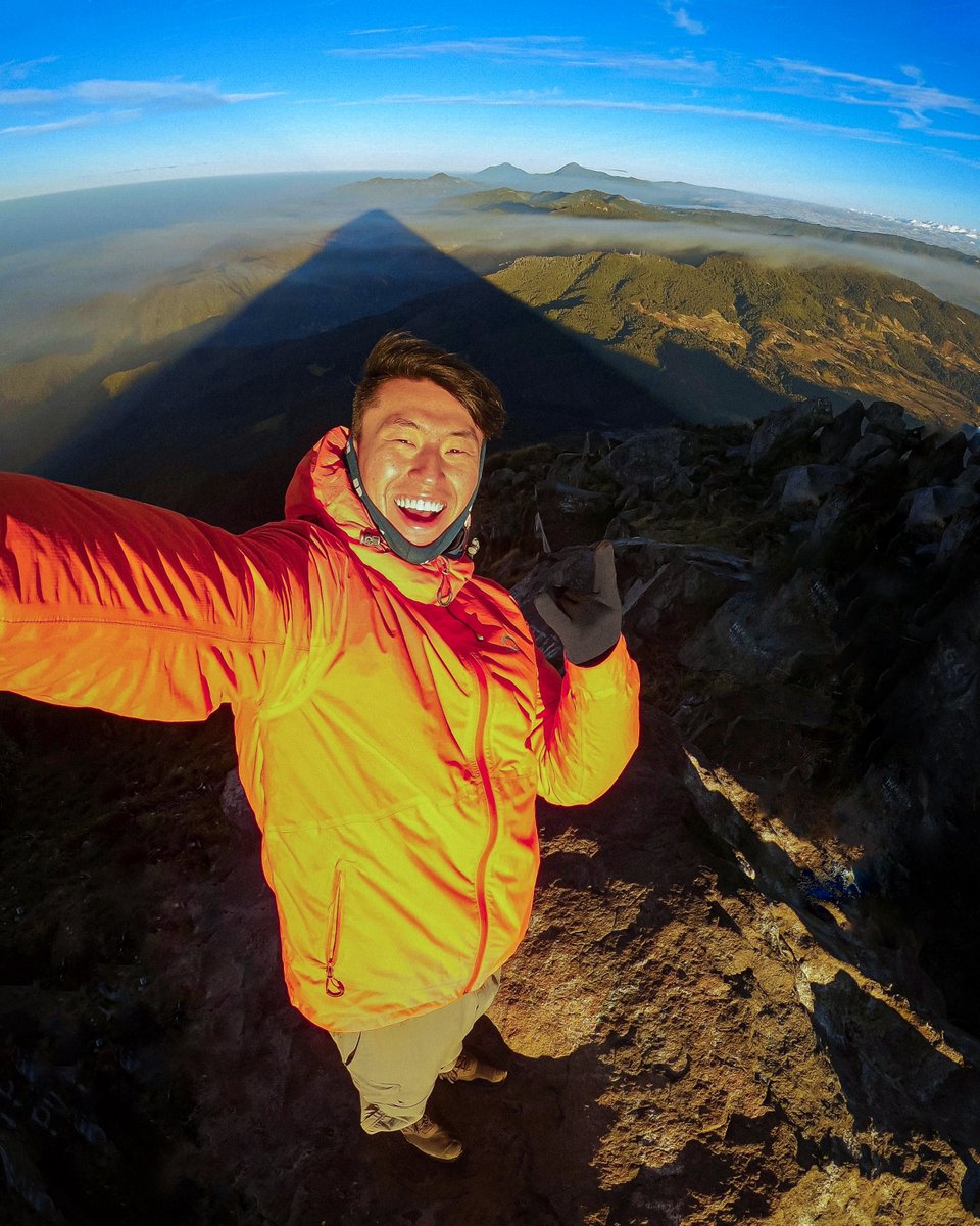 Photo of the Day: Mission success 🤘 Franz Terada's sunrise trek to the summit of Guatemala's Santa María Volcano earned him a $250 GoPro Award.

#GoPro #GoProAwards #GoProSelfie #GoProTravel #TravelPhotography #Guatemala #Volcano