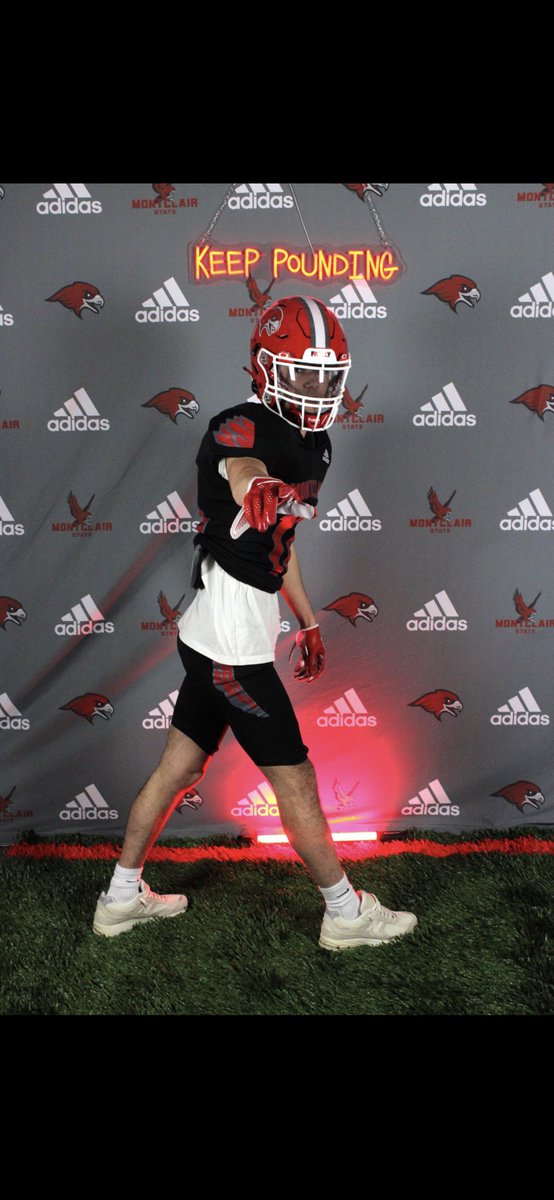 JakeProcaccini's tweet photo. Had an amazing visit today at Montclair State❤️🤍 Thanks to @CoachPalazz for the invite. #KeepPounding @SummitJerseyFB https://t.co/52L99dztaQ