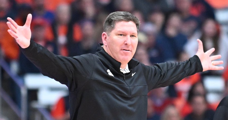 MattConnolly___'s tweet photo. Brad Brownell called out Big 12 teams for manipulating the NET:
"Their nonconference scheduling, they’re playing 300 level teams and winning by 40-50 points to increase their efficiency numbers. ... Our league is actually 9-3 against the Big 12." https://t.co/8mKBzdzIB8 https://t.co/i4DjDUahno