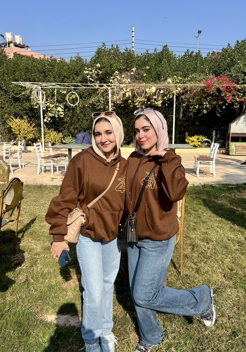 menna_elsayed18's tweet photo. انا والمزز بتوعي🙈🤎🤎🤎 https://t.co/CDdyV3UjJ8