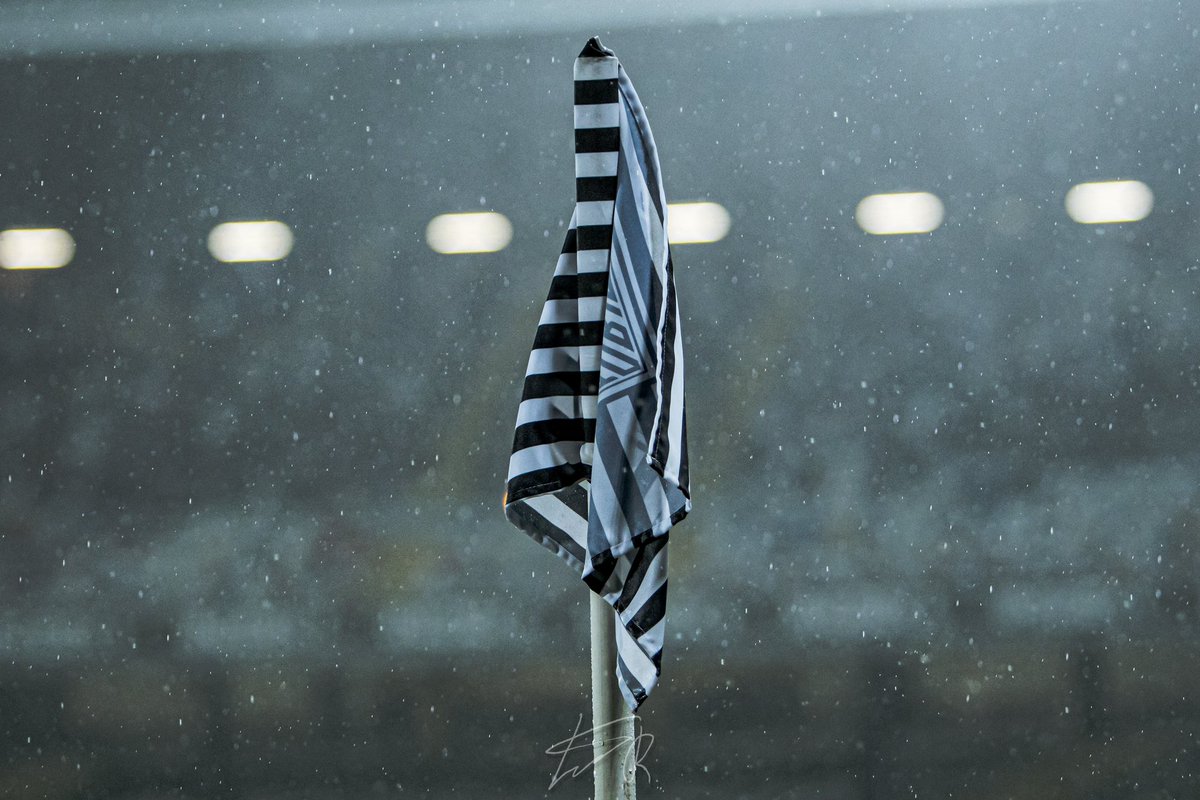 Nunca baixar os braços, acreditar sempre! 📸⚪️⚫️
“Nós estamos Unidos e vamos Lutar!”