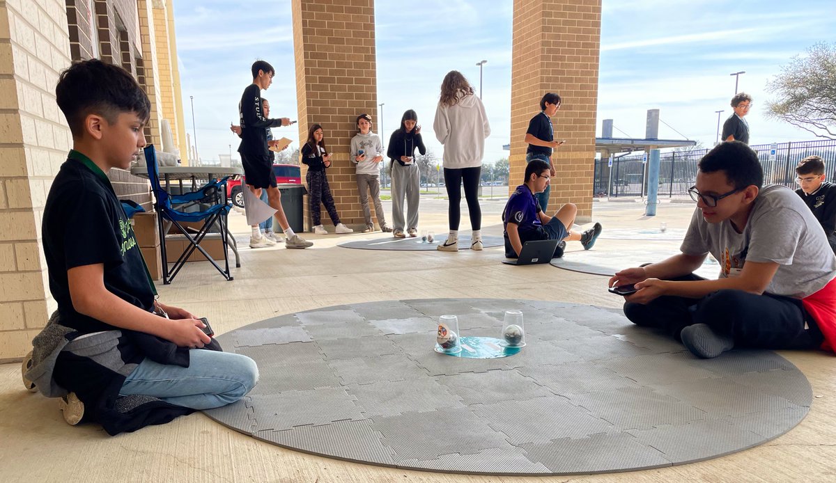 msgmakeshistory's tweet photo. More pics of @JordanNISD 7th grade GT students participating in the @NISDGTAA SpherOlympics! One of our Jags was interviewed by Kens 5 News so be sure to watch!🥇🥈🥉👏🏊🏒🥅🥌🔥#TeamJordanJags @mrs_redgate https://t.co/qoSbXmSpdS