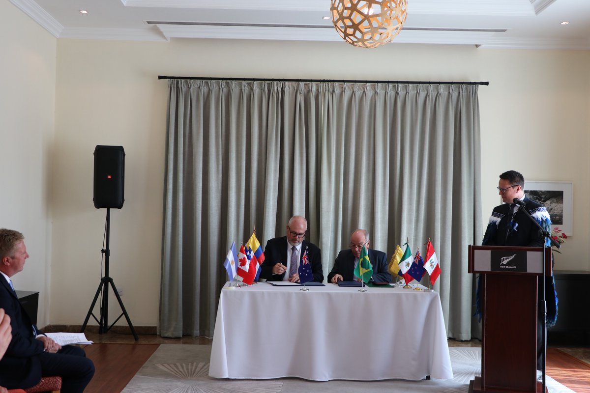 toddmcclaymp's tweet photo. Alongside #ITAG and #GTAGA partners, New Zealand 🇳🇿welcomes Australia 🇦🇺 and Brazil 🇧🇷 to build on progress in inclusive trade to strengthen economic prosperity 🇦🇷🇨🇦🇨🇱🇨🇴🇨🇷🇪🇨🇲🇿🇵🇪 
Read the Joint Statement ➡️ https://t.co/TYeJO39Qo0 https://t.co/mjuxtdAUha