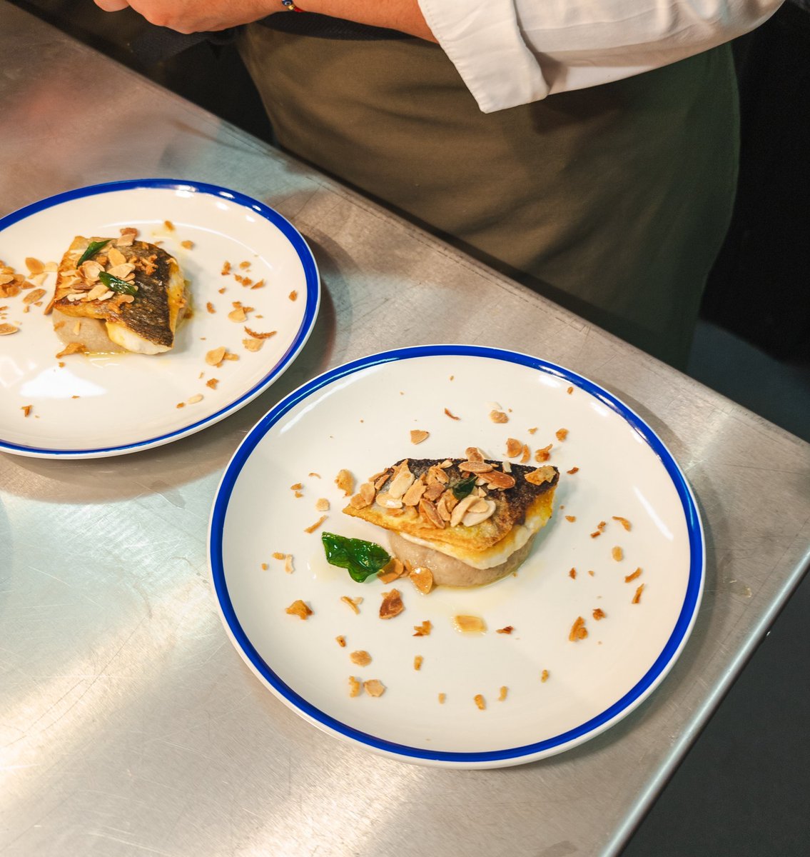 The White Horse Pub tweet media