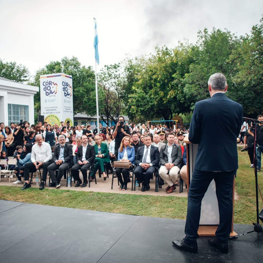 EducacionMuni's tweet photo. ✨ Inauguración del Ciclo Lectivo 2024 🏫

Acto en la Esc. Municipal Arturo Illia y el Jardín Ternuritas, con la presencia del intendente @danielpasseriniok, funcionarios, estudiantes, docentes y familias ¡Compromiso por una educación de calidad en tiempos desafiantes! https://t.co/jRCXNZSRU5