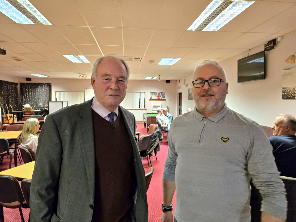 #CampHill surgery success! Thanks to police, PCC &amp; residents for open dialogue.  Discussed highways, quarry, &amp; ASB.  Positive feedback on Stubbs Pool &amp; Morrisons, as well as verge maintenance surprisingly.
The windmill is a great asset!
#community #localgov

<a href="/WarwickshirePCC/">Warwickshire PCC</a>