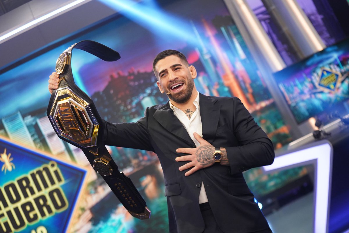 🥊 Ilia Topuria confirma que mañana será recibido por Pedro Sánchez...

🧐 Y que le pedirá él mismo el DNI español. Imposible que te caiga mal este hombre.

#IliaTopuriaEH