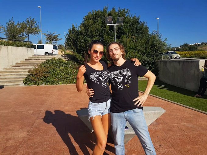 Ricordi #SEB2017  con @spicylabPROD una piacevole amicizia con @natalygold7 💕  #RobertHill @assworship84 @GapeThatAss<a href="/tag/seb2017"class="tags">#SEB2017</a><a class="tags" href="/tag/spicylabprod">@spicylabprod</a><a href="/tag/friends"class="tags"><span>#friends</span></a><a href="/tag/nerd"class="tags"><span>#nerd</span></a><a href="/tag/torino"class="tags"><span>#torino</span></a><a href="/tag/hardcore"class="tags"><span>#hardcore</span></a><a href="/tag/hardrock"class="tags"><span>#hardrock</span></a><a href="/tag/xboxseriesx"class="tags"><span>#xboxseriesx</span></a>