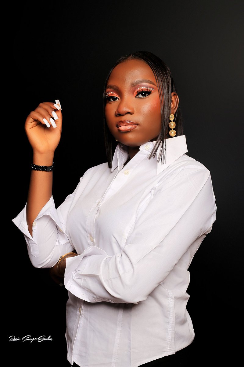 FebruaryOmo's tweet image. It's my birthday 🥺✨