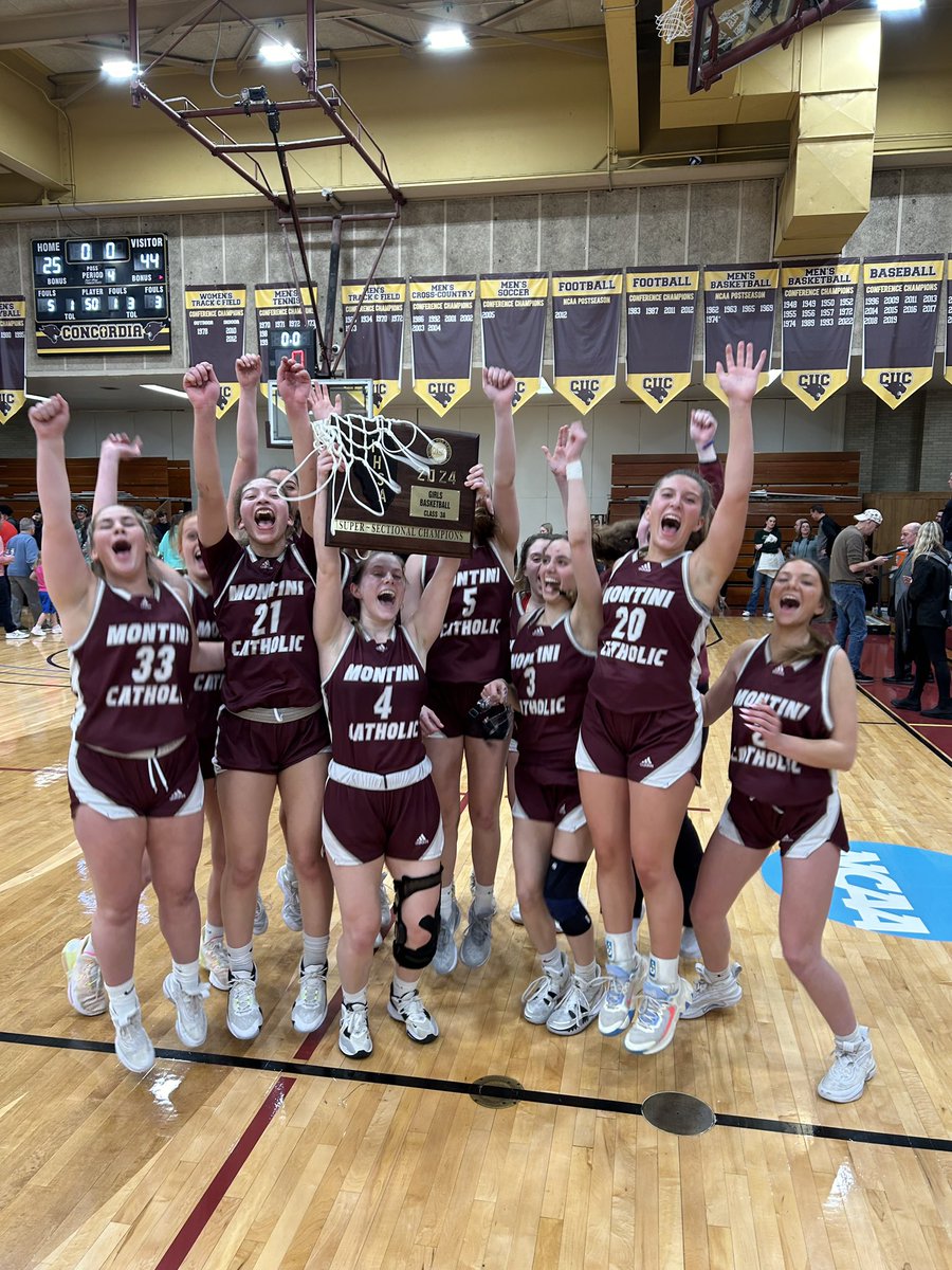 Montini_AD's tweet image. STATE BOUND!!!! @MontiniGirlsBsk defeats Grayslake Central 44-25 to advance to the IHSA Class 3A State Finals! Montini will play at 11:15am on the campus of Illinois State University! Game details and ticket information coming later this week! Go Broncos! #WeAreMontini