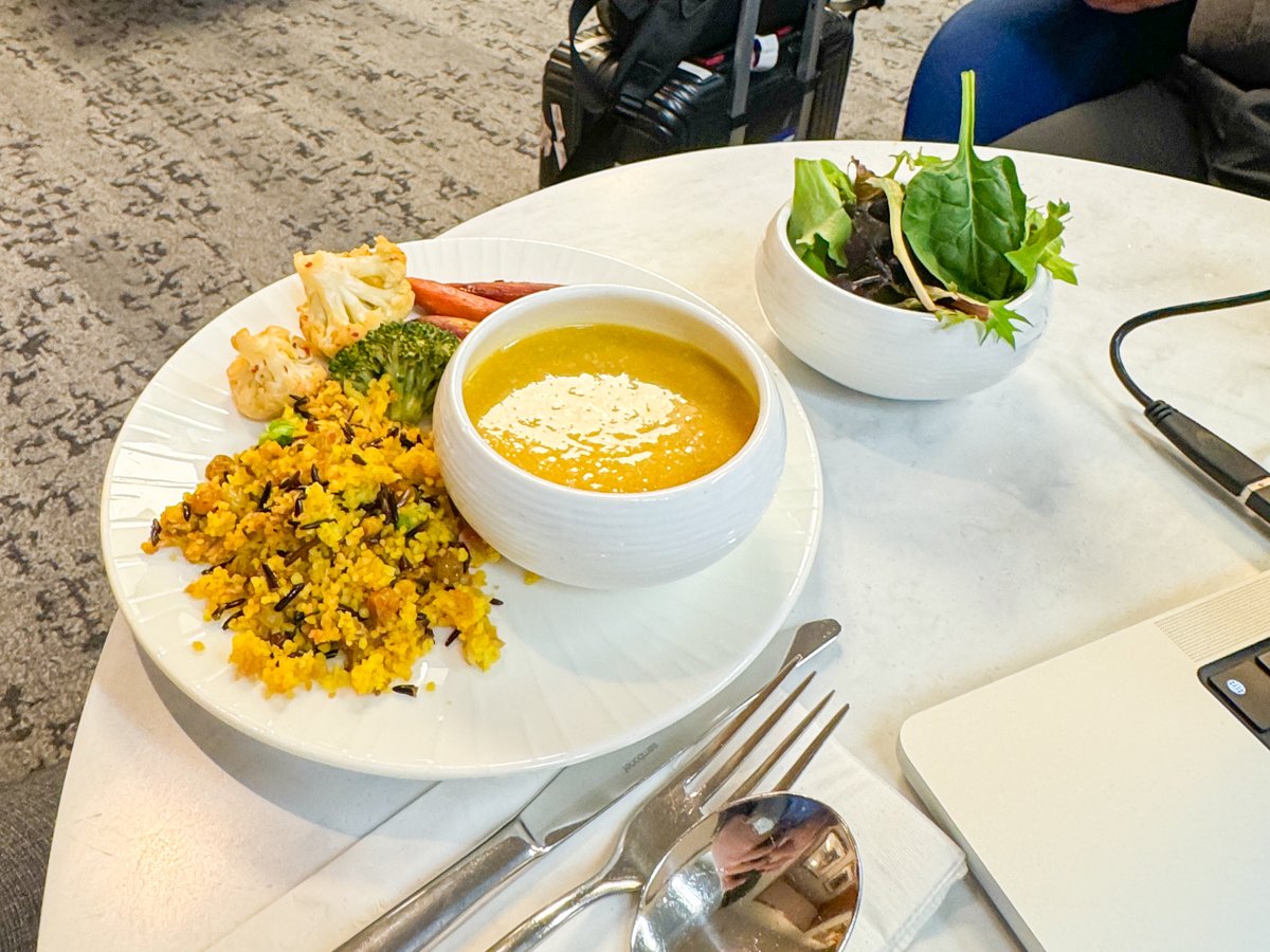 David from Simply Aviation tweet media