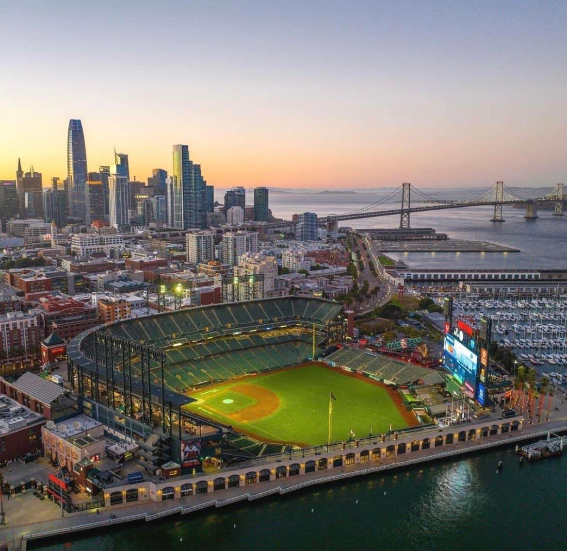 nut_history's tweet image. Oracle Park is beyond artwork