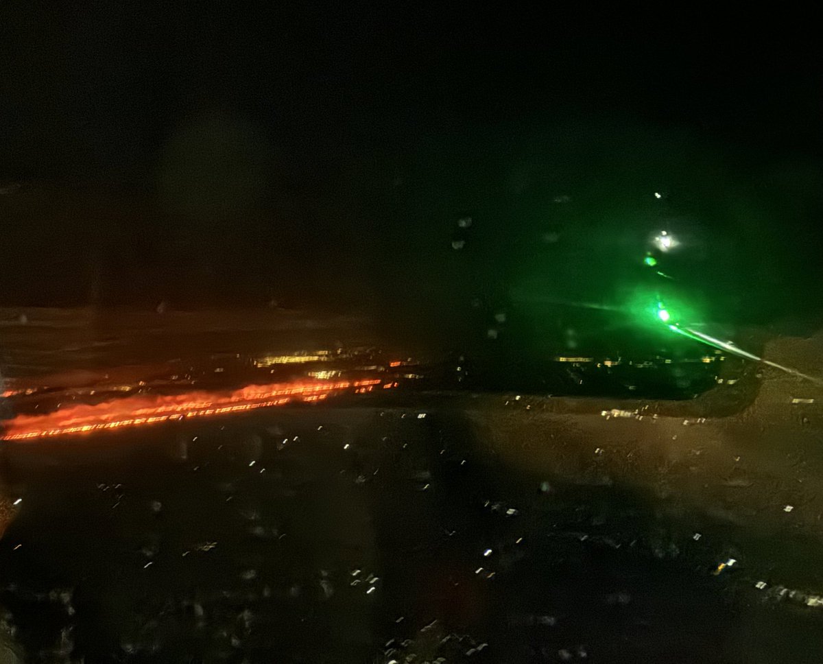 btsullivan91's tweet photo. Flew over crazy scenes in the Texas panhandle, wildfires have broken out everywhere it seemed. They were spanning the skyline! Sorry for the picture quality, they don’t do it justice, the plane cabin lights were on. Was a smoky sky all the way into OKC #txwx #okwx https://t.co/4sDTHMGy9Z