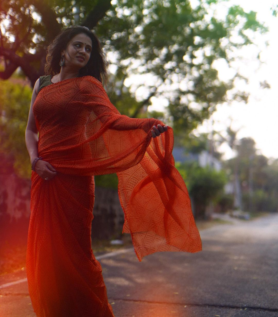 GHT3hf3bwAEWuft?format=jpg&name=large