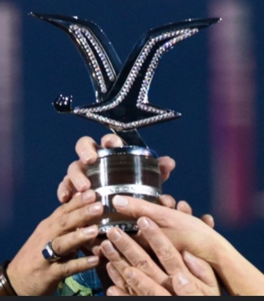 ignaciospike's tweet photo. Por años le han regalado gaviota a cuando seudo artista se ha subido al escenario..y cuando el público pedía la de platino #PanchoSaavedra y #Vina2024  se hicieron los reverendos weones !!!! https://t.co/fQdyyU04Ab