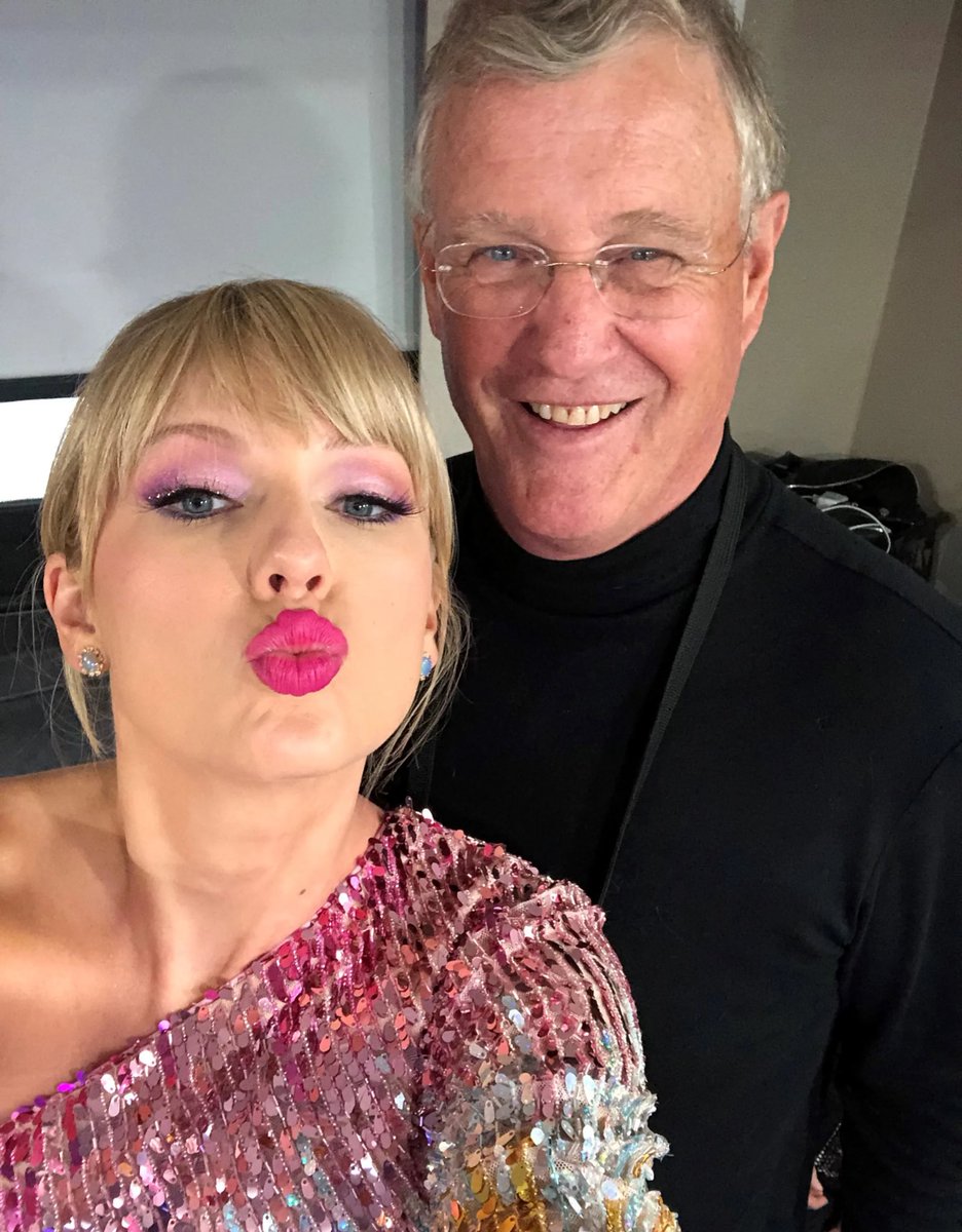 PopCrave's tweet photo. Taylor Swift's rep responds to TMZ report that her father Scott attacked a paparazzo in Australia:

“Two individuals were aggressively pushing their way towards Taylor, grabbing at her security personnel, and threatening to throw a female staff member into the water.” https://t.co/zomWDtktzy