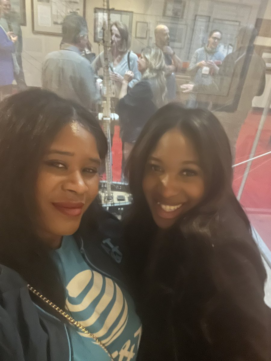 shaytera tweet media