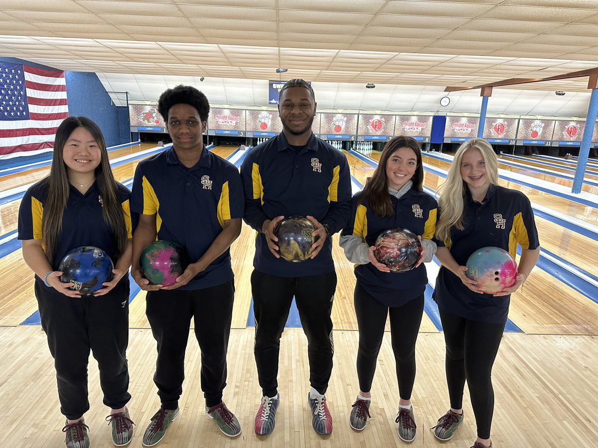 SH Unified Sports (@shunified) on Twitter photo Closed out our home games with a win and honored our seniors! ♥️ <a href="/SHCSDAthletics/">Sweet Home Athletics</a> <a href="/SpecOlympicsNY/">Special Olympics New York</a> Closed out our home games with a win and honored our seniors! ♥️ <a href="/SHCSDAthletics/">Sweet Home Athletics</a> <a href="/SpecOlympicsNY/">Special Olympics New York</a>