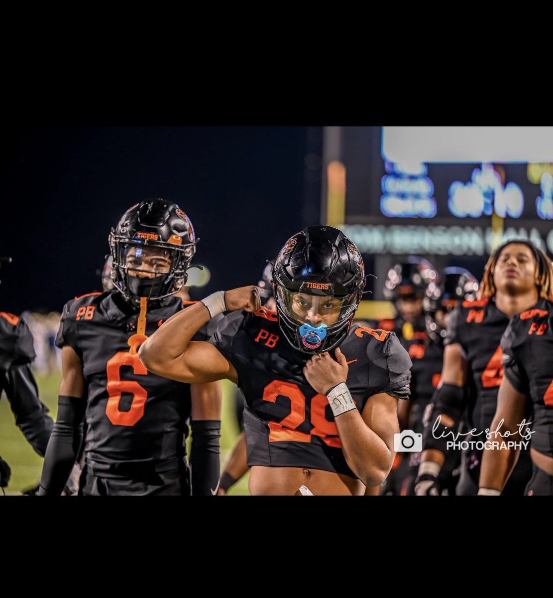 hudl.com/v/2MhtS7 

Check out my highlights