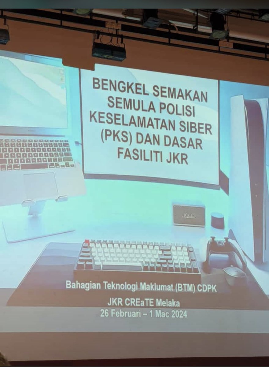 btm_cdpk's tweet photo. 27 Februari 2024 I Sedang berlangsung Bengkel Semakan Semula Polisi Keselamatan Siber &amp; Dasar Fasiliti JKR bertempat di @CREaTEJKR. Bengkel bermula hari ini akan berakhir pada 1 Mac 2023 telah dirasmikan Pengurus ICT Jabatan iaitu KBTM, CDPK

@masribaharuddin 
@CDPK_IPJKR https://t.co/gnSeyvJgZu