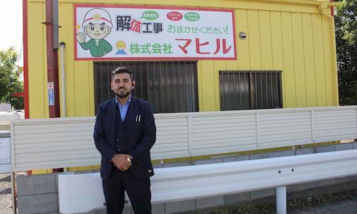 okada_2019's tweet photo. クルド人さん曰く
＞僕20年間川口に住んでるけど
＞川口に住民票がないんです。

法人登録は？税務申告は？
車の名義は誰になってる？
住民票が無いのに運転免許は？

不可解なことだらけ
納得のいく説明がほしいね。 https://t.co/29DJQJHEx9