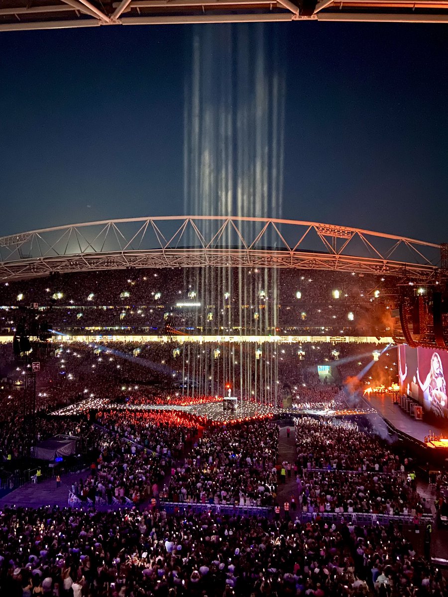 aussie_swift's tweet image. #TaylorSwiftErasTour #TheErasTourSydney #TheErasTourSydneyNight3
I had time of my life 🥹🫶🏼💖✨
@taylornation13 @taylorswift13