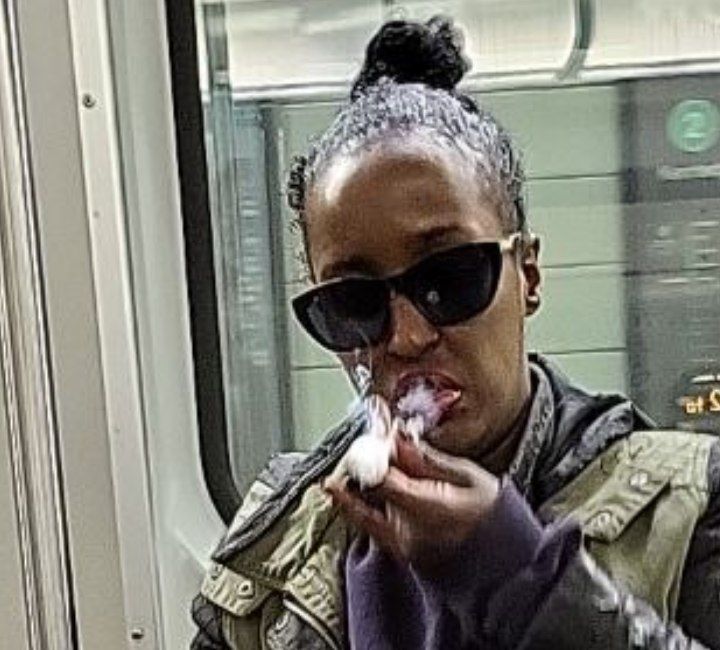 PupFiery's tweet photo. Meth smokers on the TTC subway- Danforth Eastbound.
I know it sounds weird, but I feel kind of funny, I think it's from breathing in the heavy white vapours it is letting off around all of us. @TTChelps @oliviachow @fordnation 
#TTC #toronto https://t.co/MFdiOO09gD